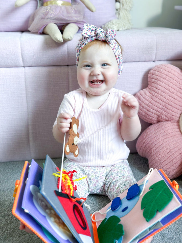 What Babies Need to Thrive in the First 6 Months - Wondertivity