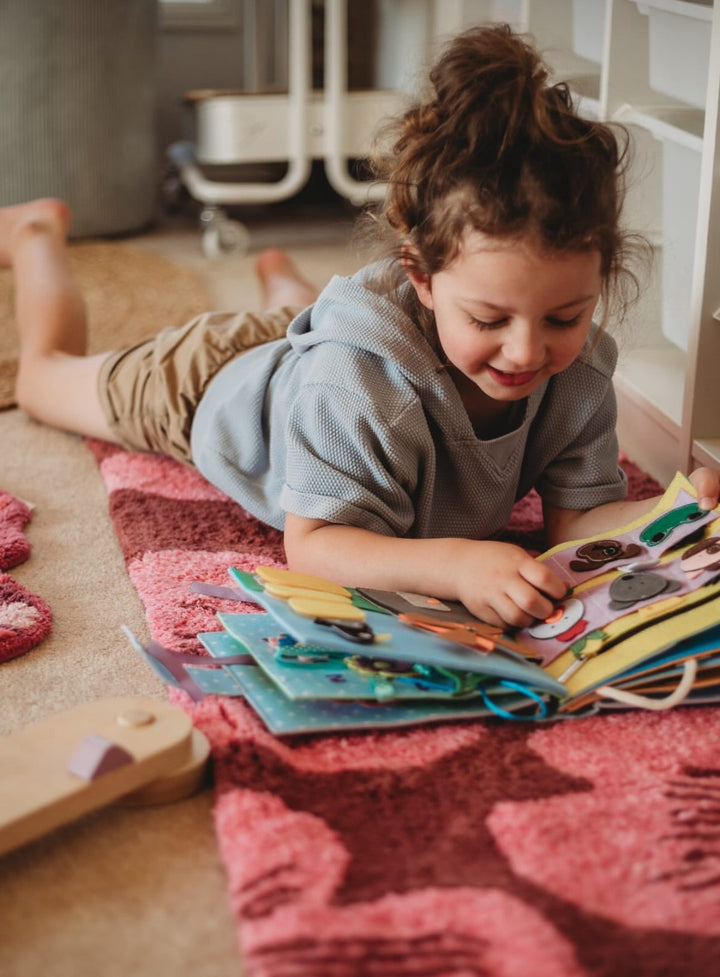 Why Independent Play Matters More Than Ever – And How to Nurture It at Home - Wondertivity